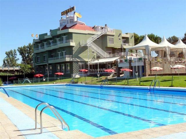 Hotel Restaurante Las Galias Zuera Exterior foto