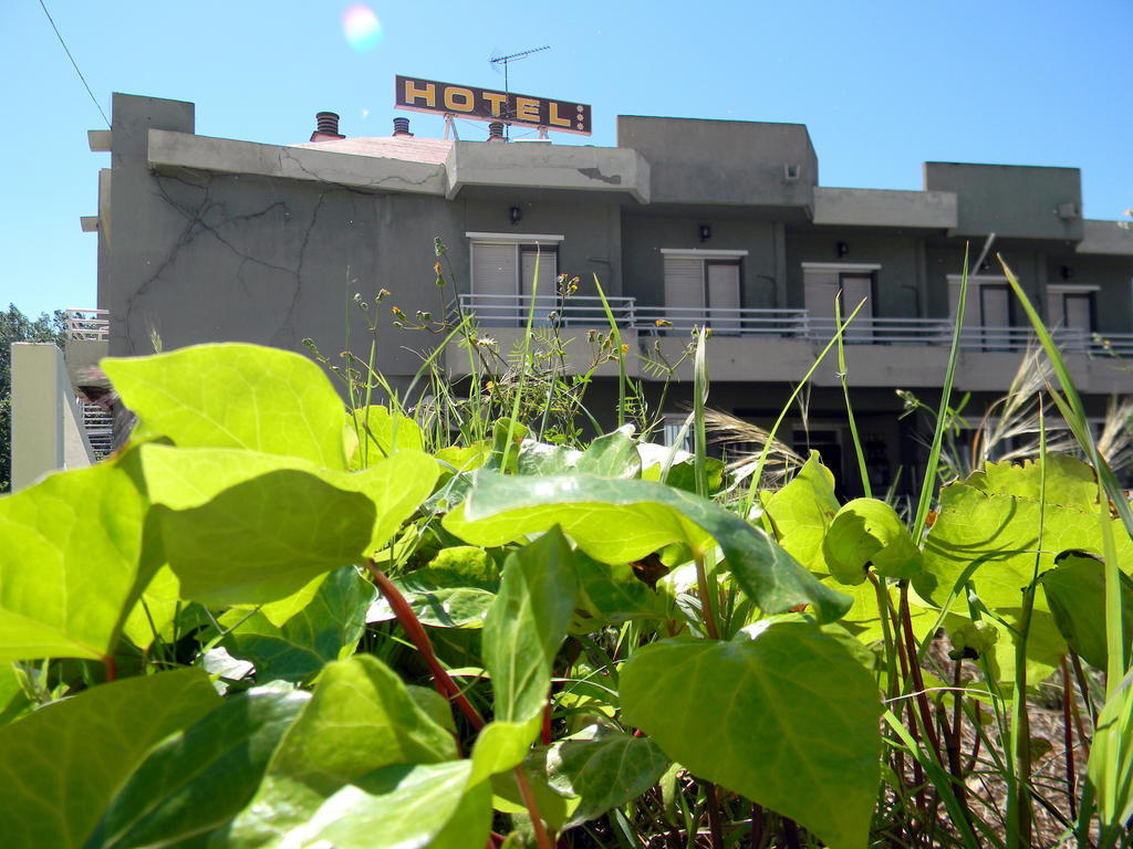 Hotel Restaurante Las Galias Zuera Exterior foto